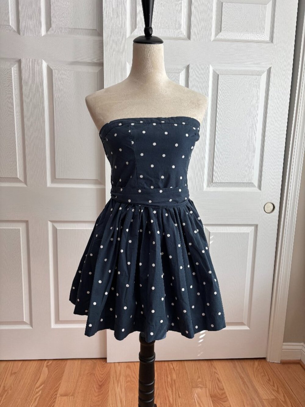 Vintage Y2K Abercrombie & Fitch Navy Polka Dot Strapless Dress –Size Medium